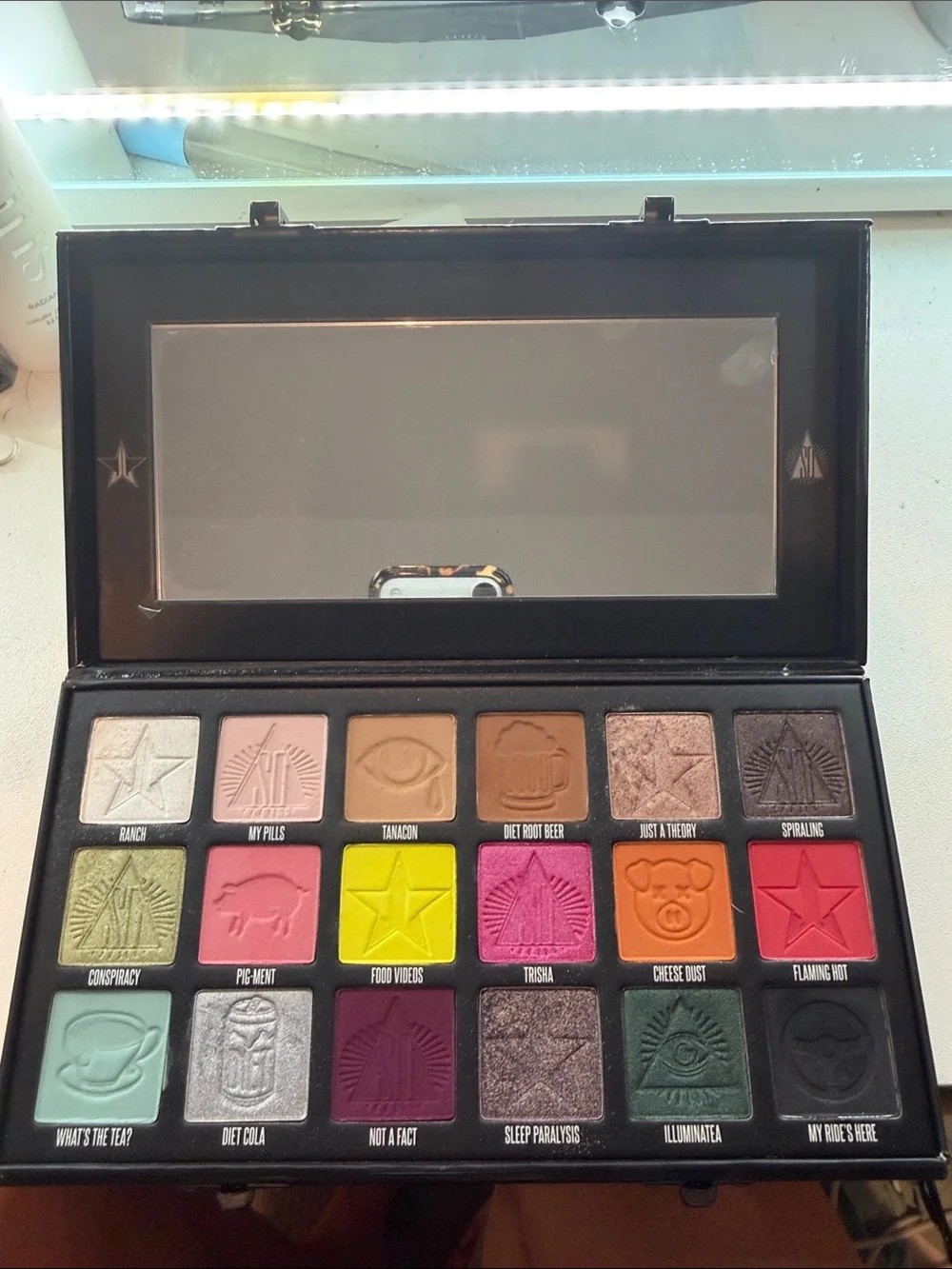 Jeffree Star Neon Yellow & Hot Pink Eyeshadow Palette